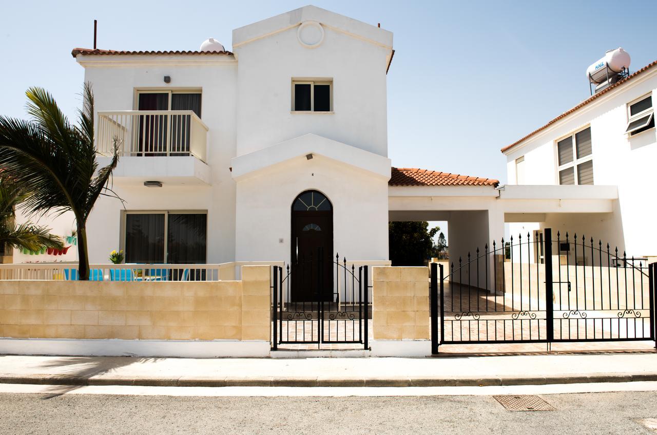 Green Bay Villas 아이아 나파 외부 사진
