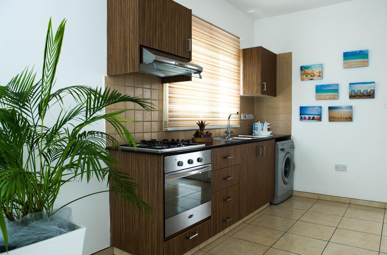 Green Bay Villas 아이아 나파 외부 사진