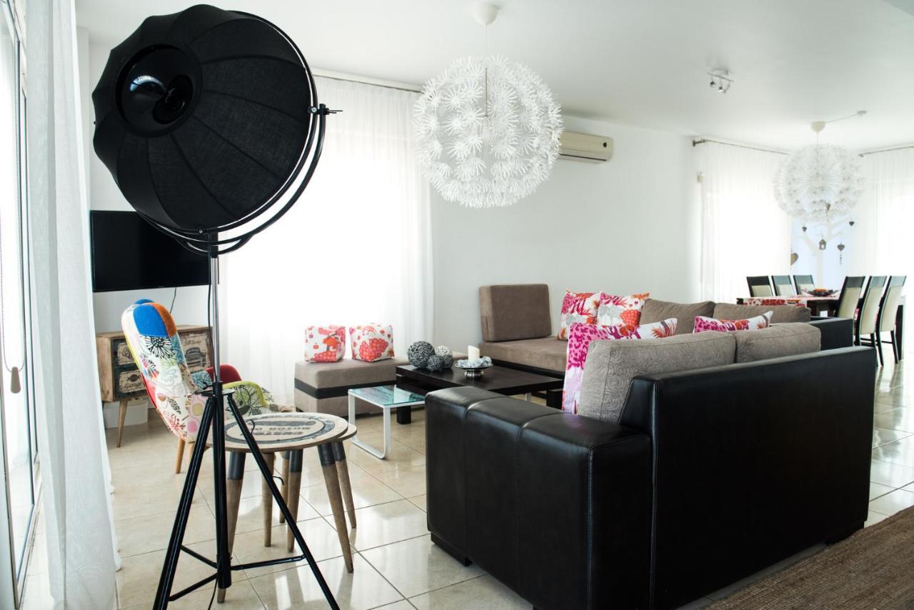 Green Bay Villas 아이아 나파 외부 사진